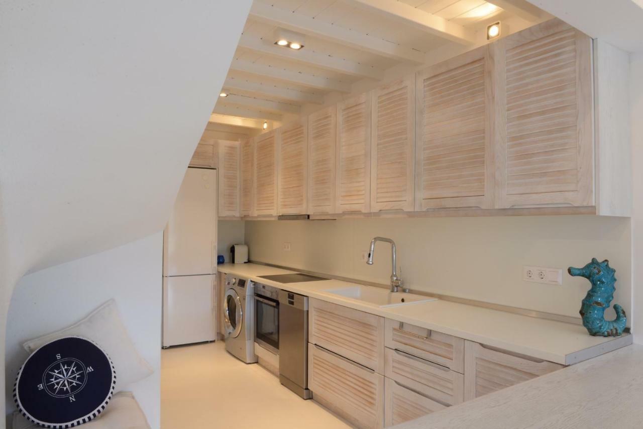 Luxury White Maisonette Калафатис Екстериор снимка