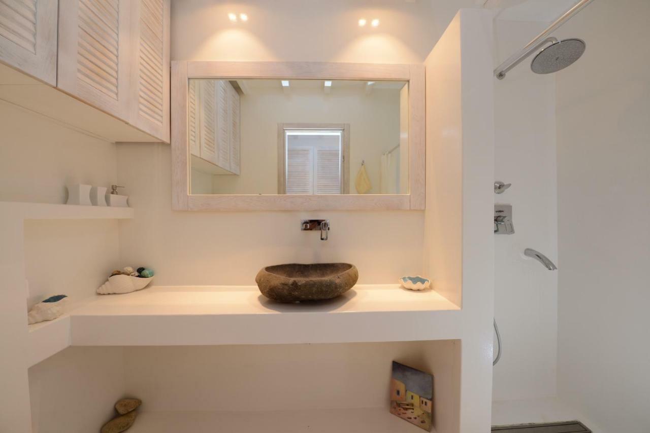Luxury White Maisonette Калафатис Екстериор снимка